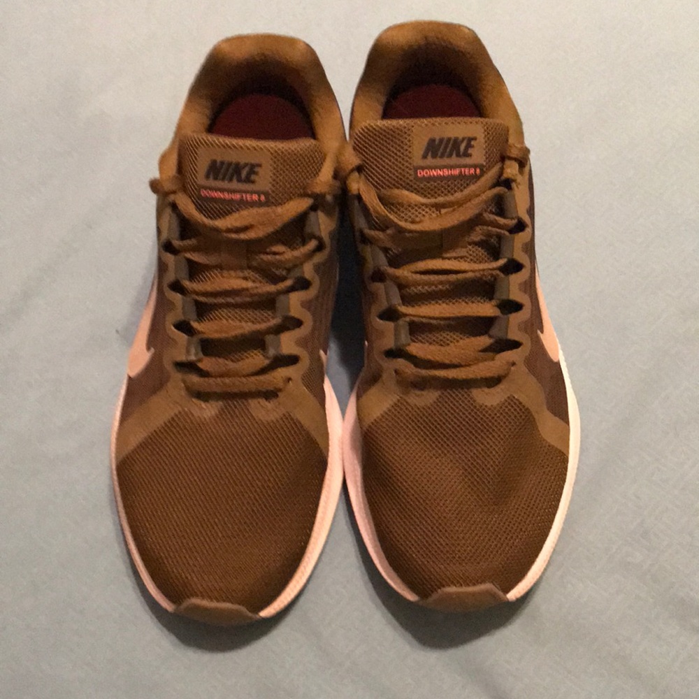 Selling these Nike downshifter 8